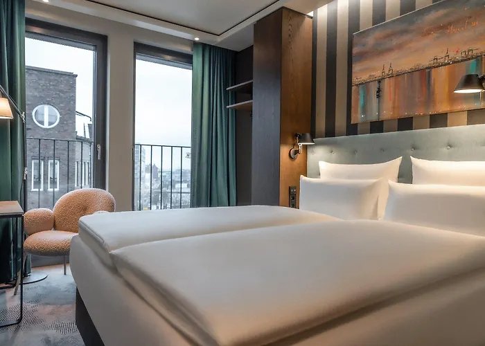 Hotell The Cloud One Hamburg-kontorhaus 4*
