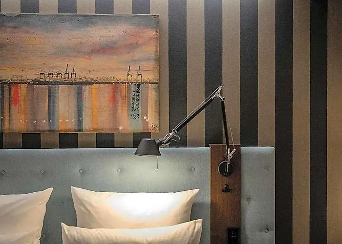 Hotel The Cloud One Hamburg-kontorhaus 4*